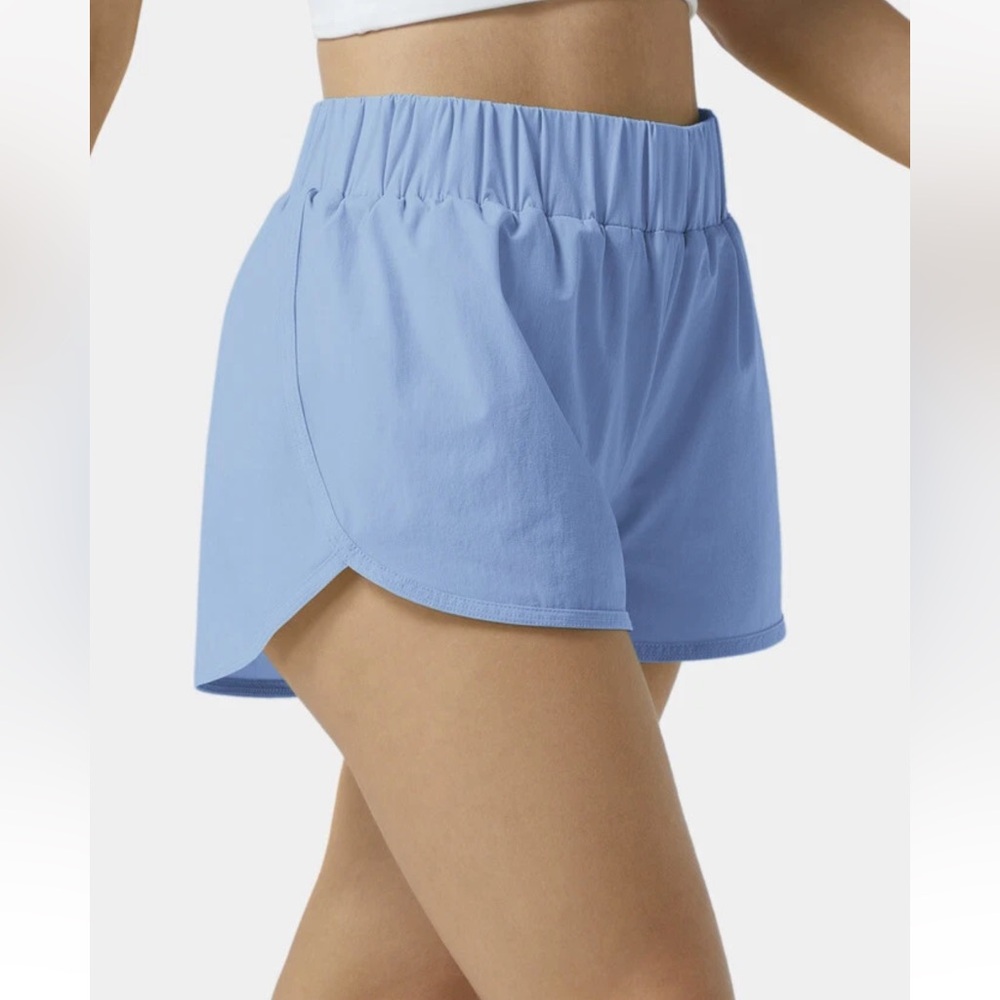 Halara High Waisted Dolphin Hem Casual Shorts NWT Size XL